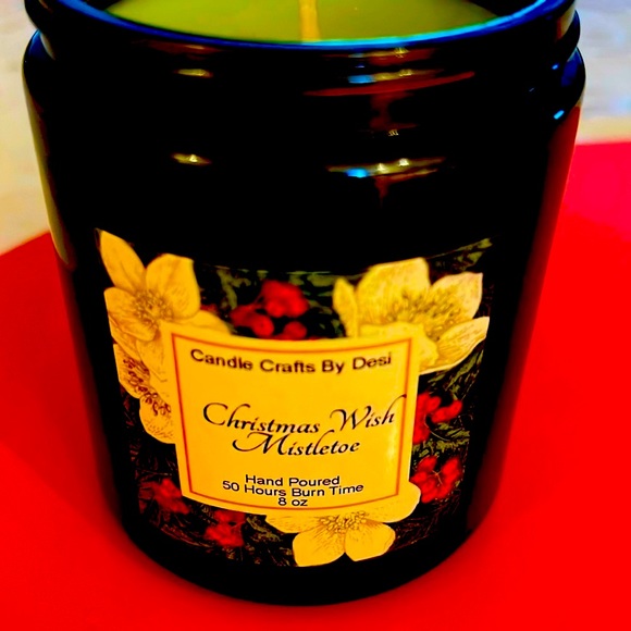 Christmas Wish Mistletoe Scented Candles - Picture 1 of 2